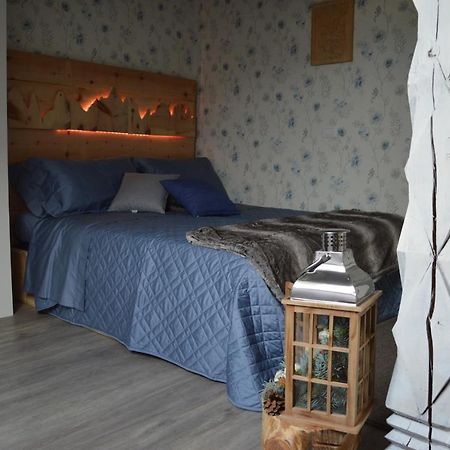 Il Nido Dei Sogni Sanzeno Apartment Bagian luar foto
