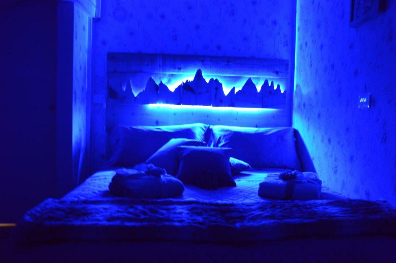 Il Nido Dei Sogni Sanzeno Apartment Bagian luar foto