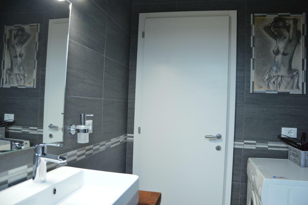 Il Nido Dei Sogni Sanzeno Apartment Bagian luar foto